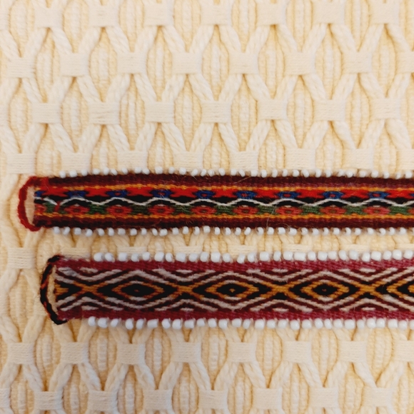 Handmade woven Peruvian Bracelet - Picture 2 of 4